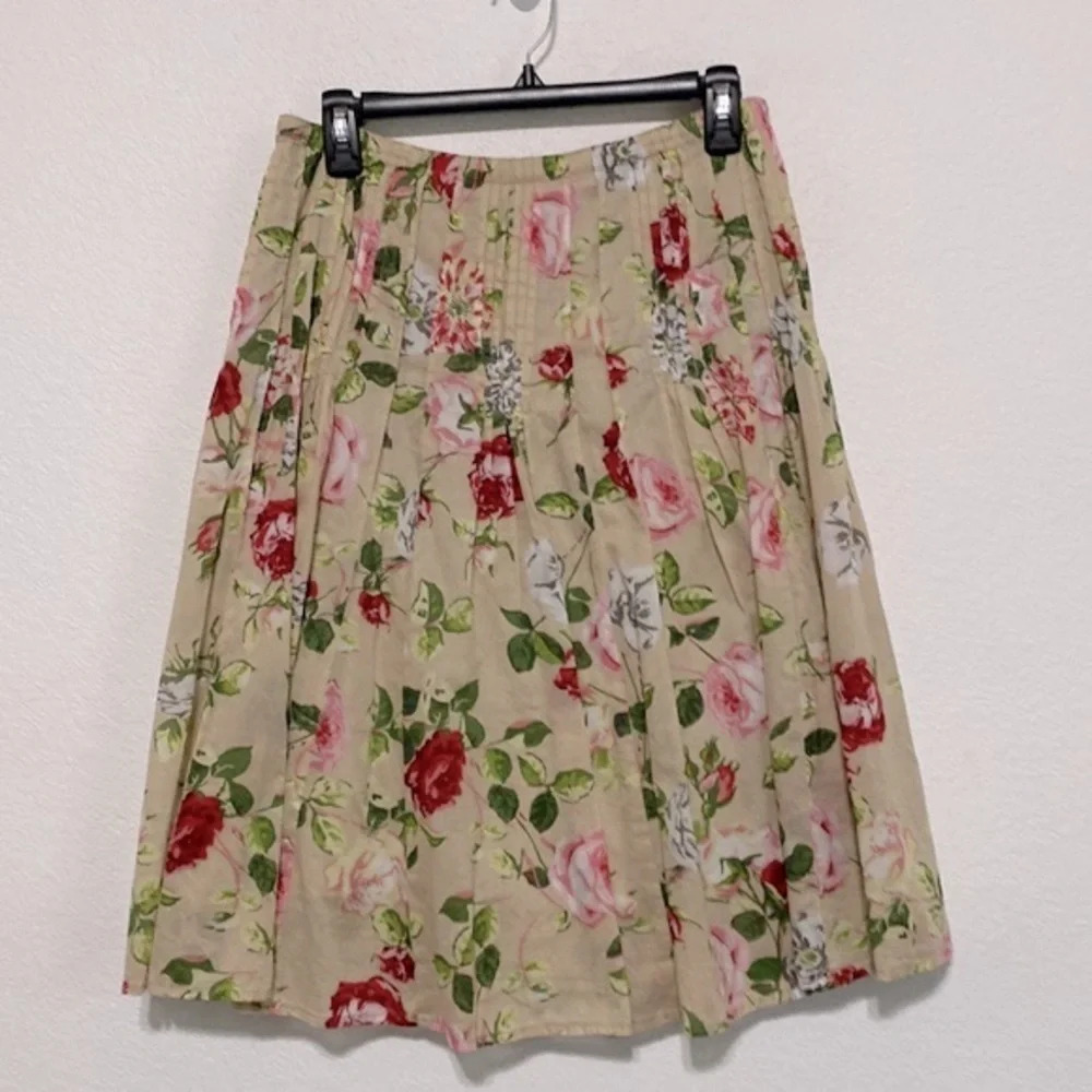 CAbi Rose Garden Summer Floral Pleated Mini Skirt Tan Pink Size 4